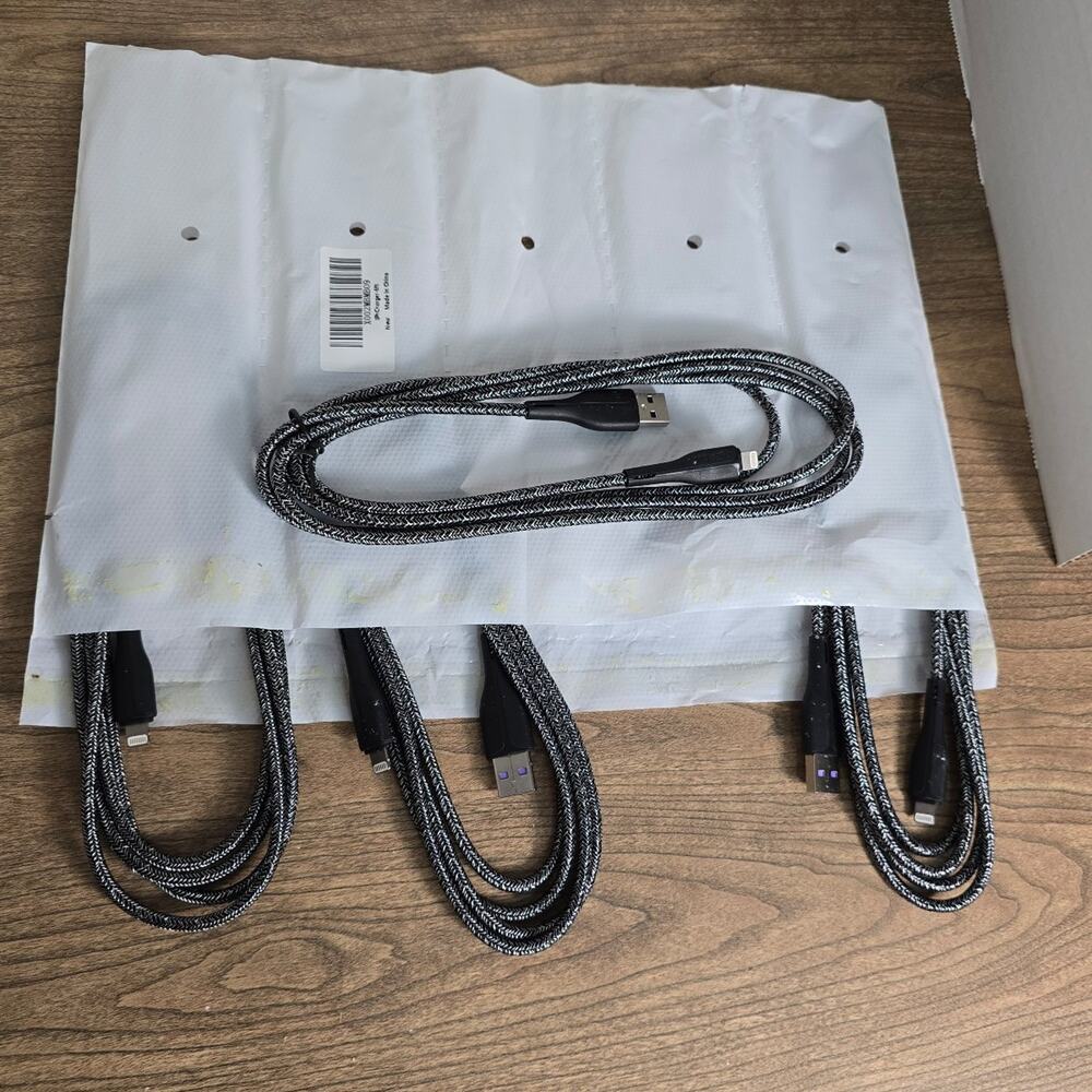IPhone charging cord 6ft long package of 4 NEW.